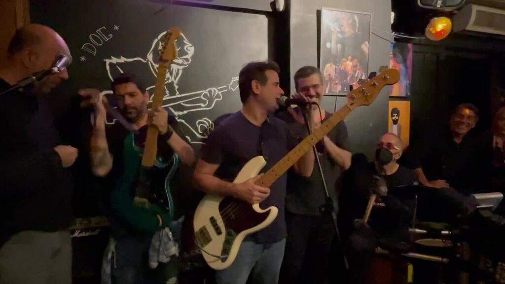 confortably numb .MP4