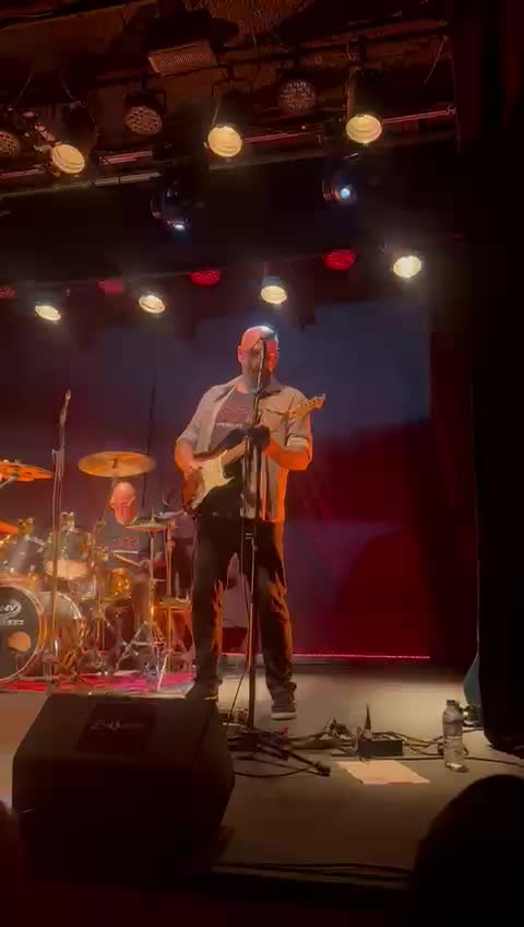 WhatsApp Video 2025-03-14 at 01.10.36.mp4