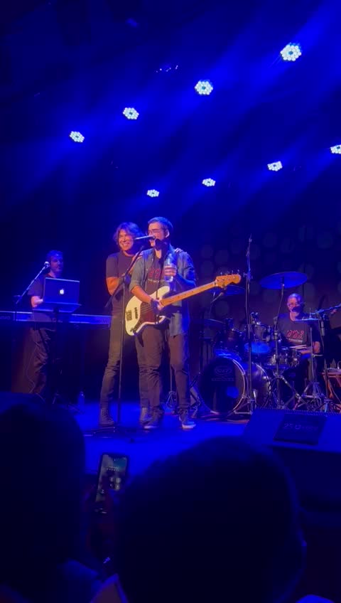 WhatsApp Video 2025-03-14 at 01.11.29.mp4