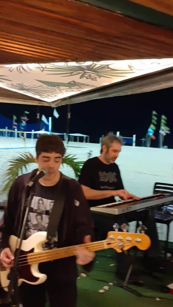 VID_20220723_221045972.mp4