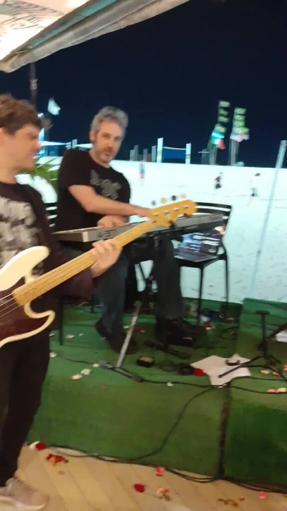 VID_20220723_221131671.mp4