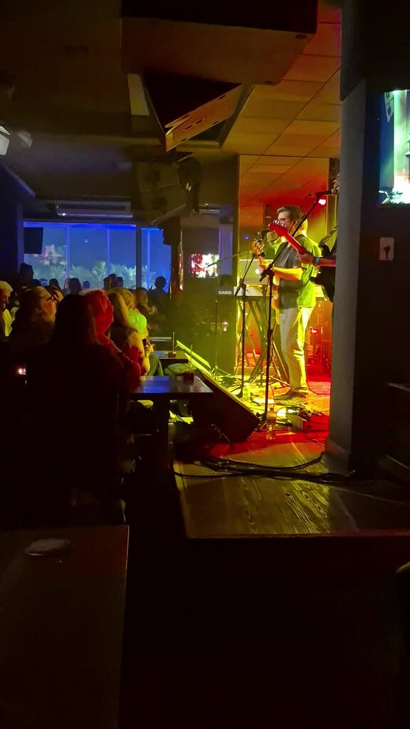 english man in new york 20250117_204151.mp4