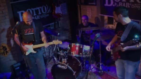 everybody wants to rule the world.mp4