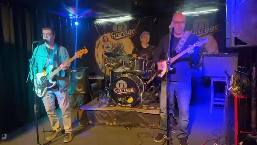 WhatsApp Video 2025-05-25 at 01.28.56.mp4