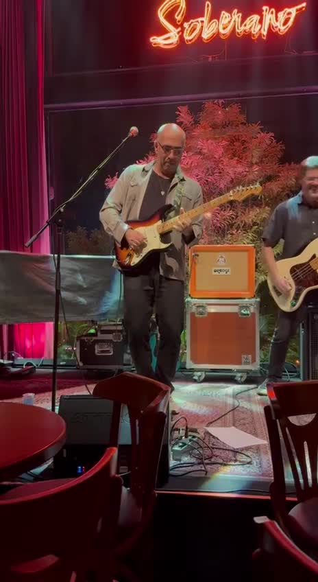 walking on the moon.MOV