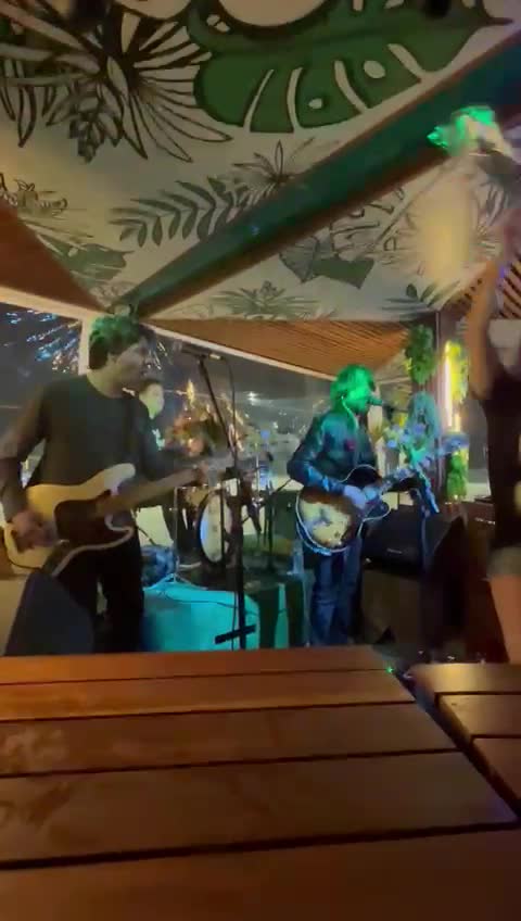 WhatsApp Video 2022-11-14 at 14.04.27.mp4