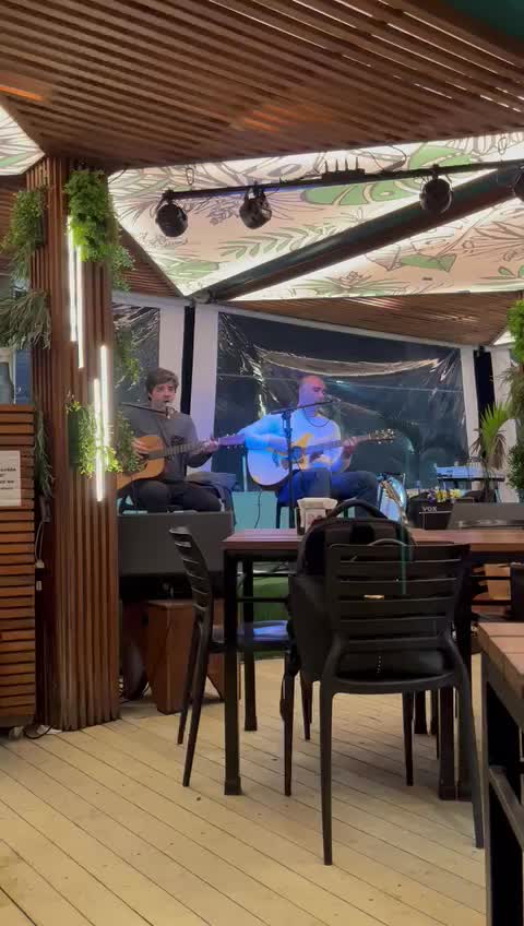 WhatsApp Video 2022-11-14 at 14.00.06.mp4